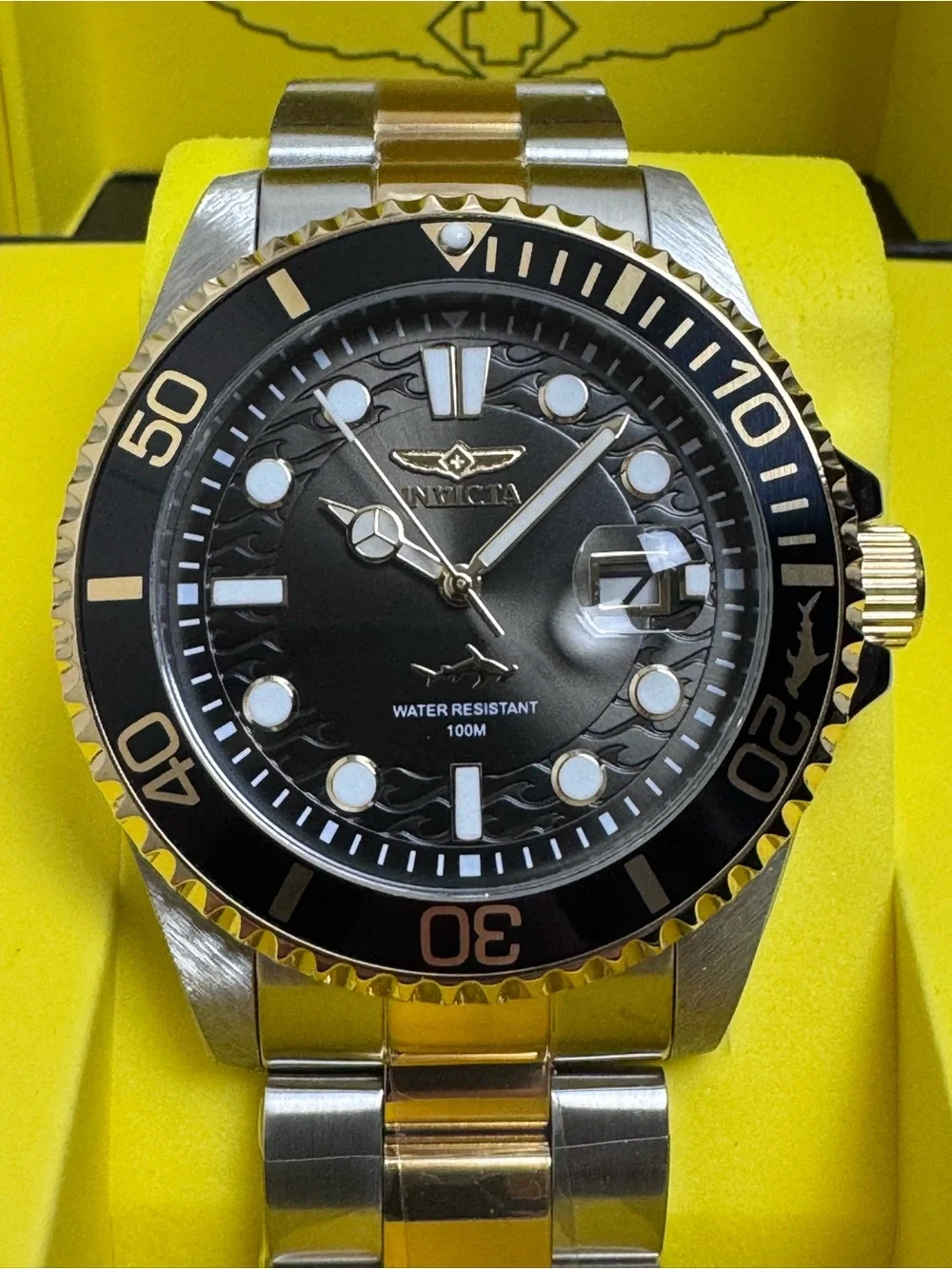 Invicta Pro Diver Currentwave Men's 43mm Quartz Watch (30023)